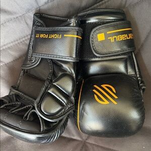 Sanabul Black MMA Sparing boxing  Gloves with Gold Logo Strap